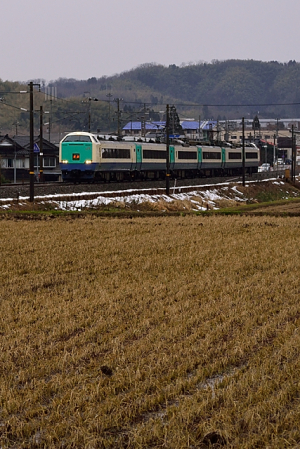 『北越3号』はR編成